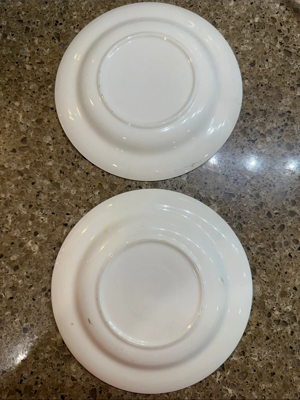 vintage mid-20th-century 6” plates Aristocrat Maroon by the Salem China Company
